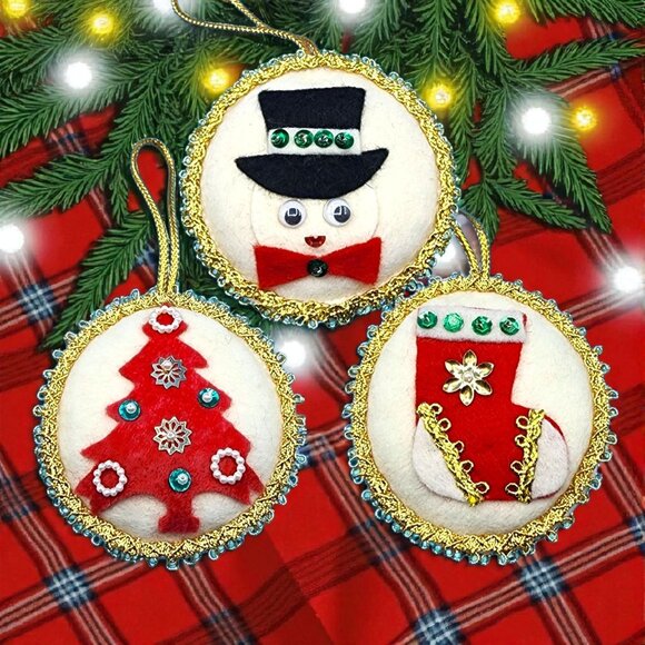 Vintage Felt Christmas Ornaments Set • Snowman w/ Googly Eyes • Beaded Tree • Se - Picture 1 of 11